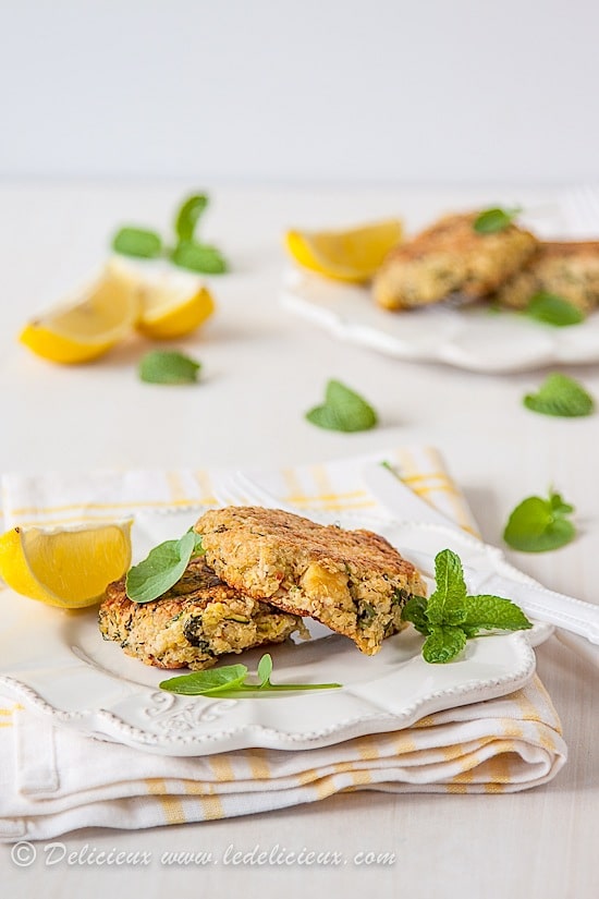 Zucchini and Haloumi Quinoa Patties from Delicious Everyday www.deliciouseveryday.com #vegetarian #quinoa Zucchini and Haloumi Quinoa Patties from Delicious Everyday www.deliciouseveryday.com #vegetarian #quinoa