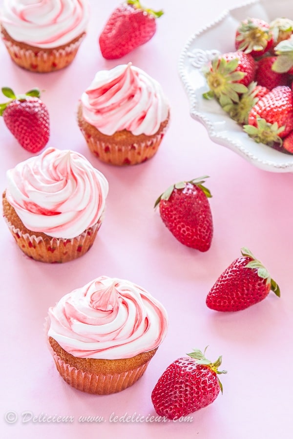 strawberry meringue cupcakes