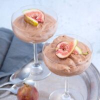 3-ingredient, easy chocolate mousse