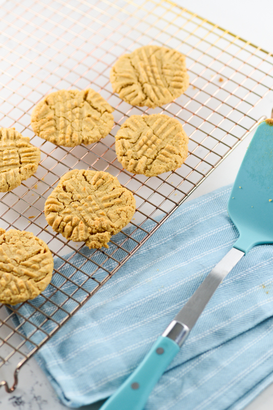 vegan peanut butter cookies on a cooling rack