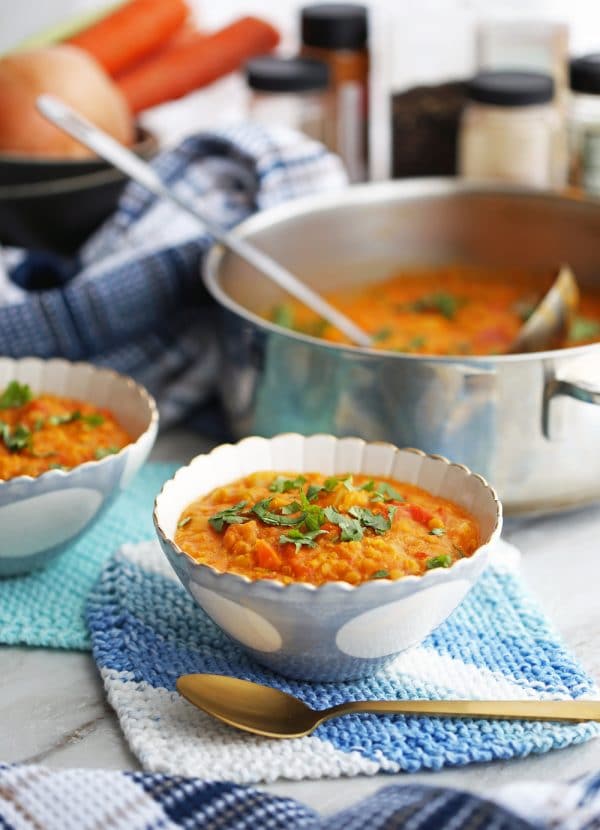 HEALTHY CURRIED RED LENTIL AND QUINOA VEGETABLE SOUP