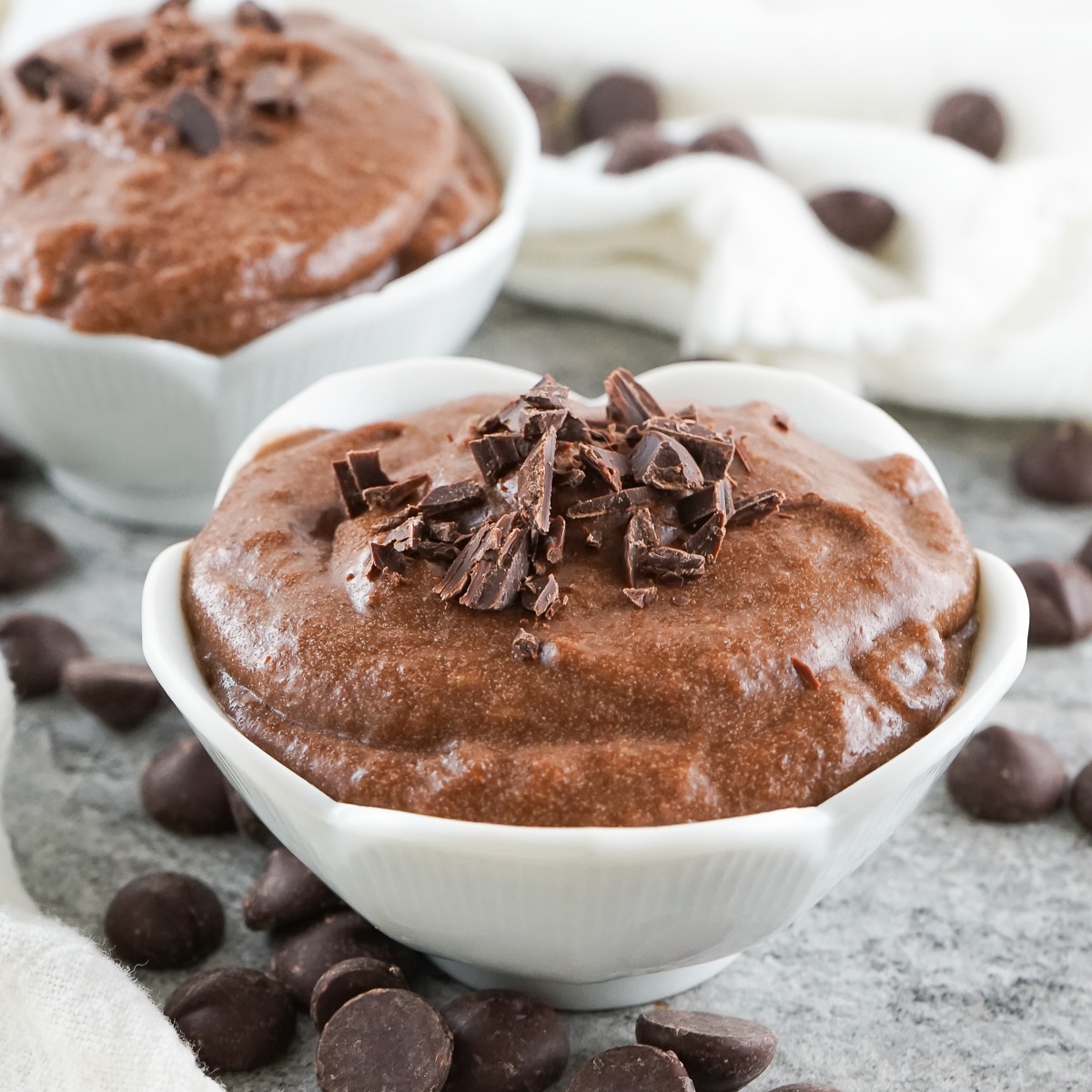 bowl of vegan chocolate pudding