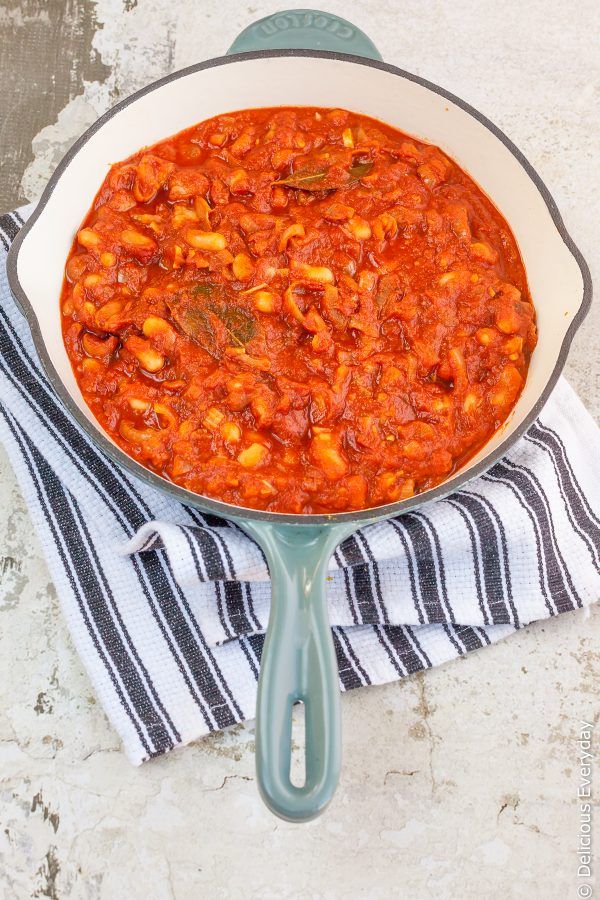 vegan baked beans in a serving dish