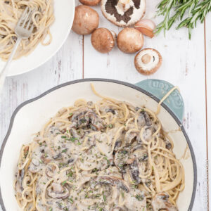 Super Easy Vegan One Pot Creamy Mushroom Pasta in a Creamy Mushroom Sauce - all you need is a handful of simple ingredients for a healthy vegan family dinner. | deliciouseveryday.com